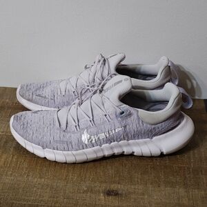 Nike Free Run 5.0 'Pure Platinum' Women's Size 9.5
